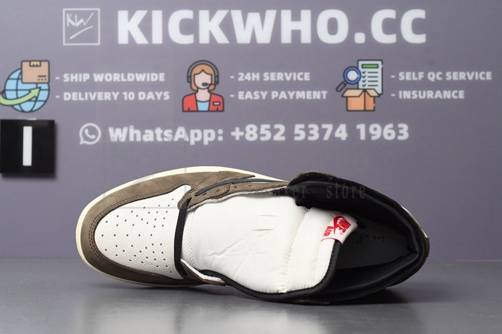 b1f19f73435a449bbe88d832df52727a_Z