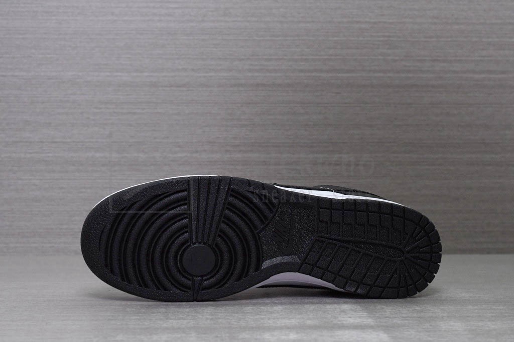 16545723376961
