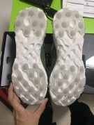 15603272039165